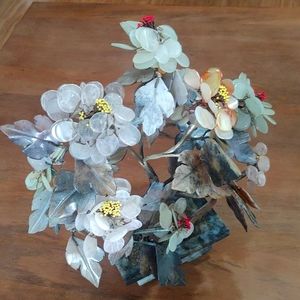 Chinese Vintage Jade Stone Carved Bonsai Tree with Jade and Rose Quartz